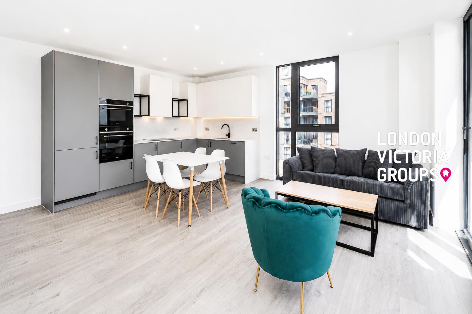 2 bed property in Willowbrook house, Coster Avenue, London